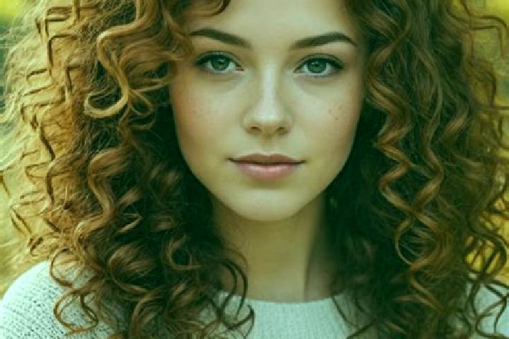 Maya, 24, a auburn grey-eyed slavic companion based in Kirkcudbright. Offering 69, Fetish, Domination. Available for incall and outcall, day and evening dates.