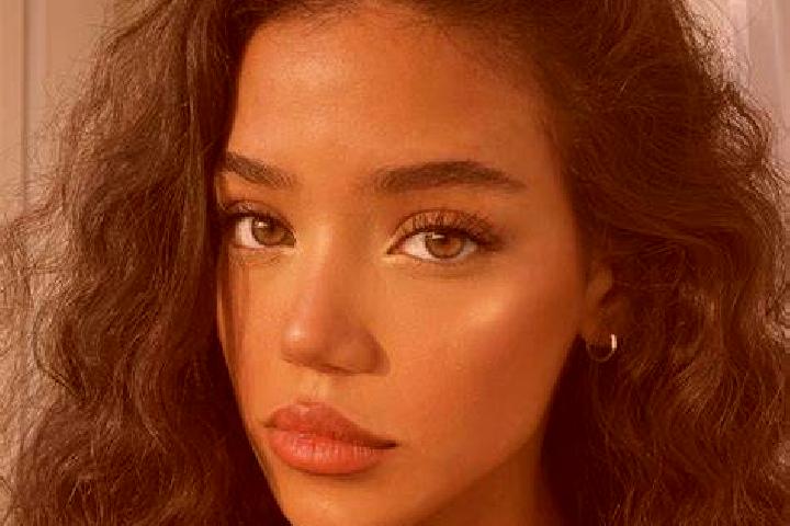 Maya, 24, a black brown-eyed mediterranean companion based in Bickleigh. Offering A-Level, 69, Striptease. Available for incall and outcall, day and evening ...