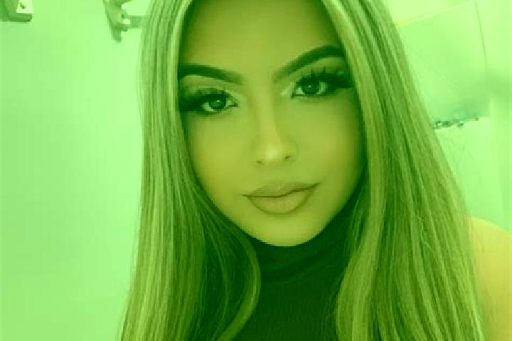 Maya, 24, a blonde amber-eyed latina companion based in Cortes de Aragon. Offering Overnight, 69. Available for incall and outcall, day and evening dates.
