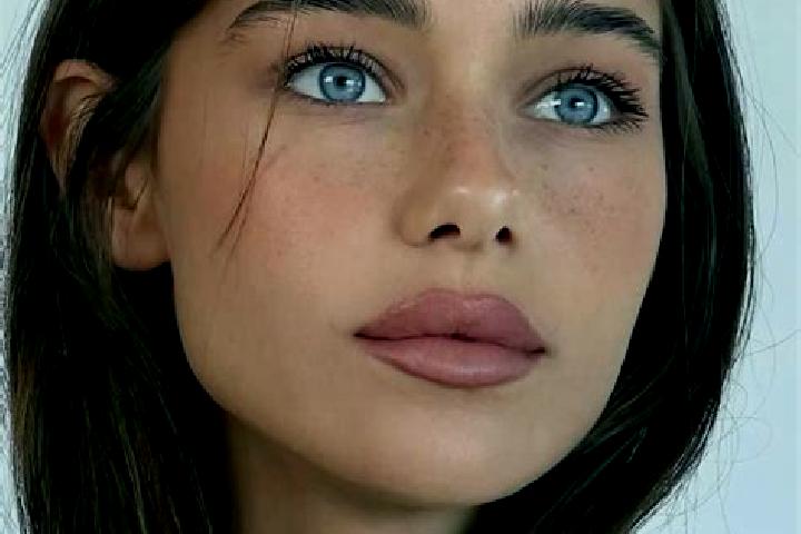 Maya, 24, a brunette brown-eyed mixed companion based in Sigeng. Offering Deep French Kissing, Tantra, Girlfriend Experience. Available for incall and outcal...