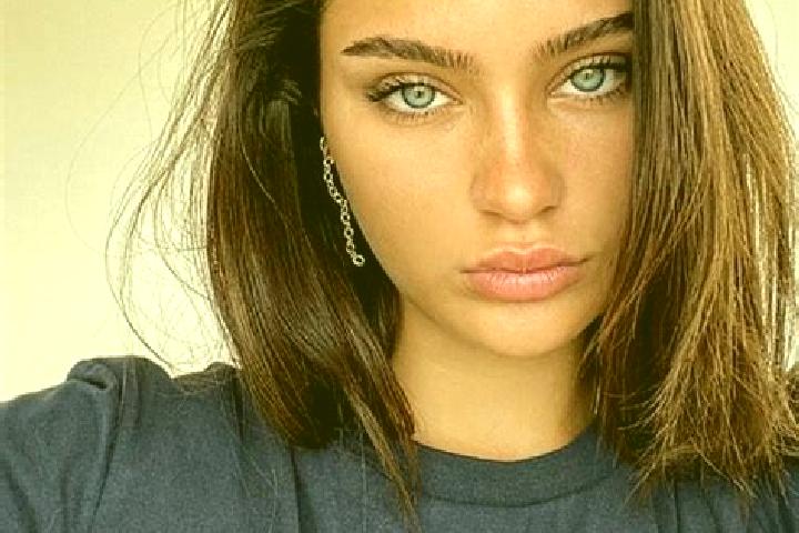 Maya, 24, a brunette dark-eyed slavic companion based in Harre. Offering A-Level, Fetish, Travel Companion, Roleplay. Available for incall and outcall, day a...