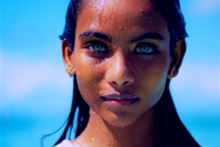 Maya, 24, a red blue-eyed indian companion based in Stanari. Offering Striptease, OWO, Tantra, Couples. Available for incall and outcall, day and evening dates.