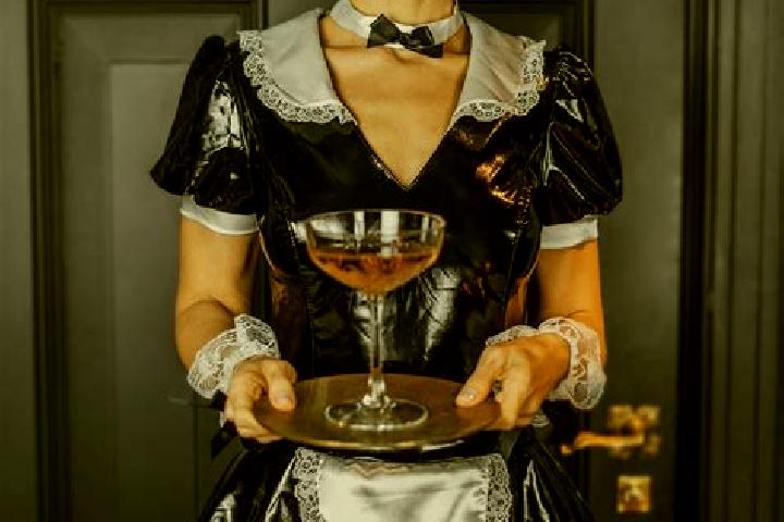 Maya, 24, a red dark-eyed caribbean companion based in Luabo. Offering Travel Companion, Fetish, BDSM. Available for incall and outcall, day and evening dates.
