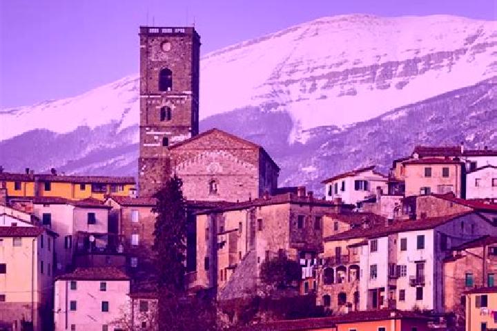 Maya, 24 — Escort in Coreglia Antelminelli, Italy