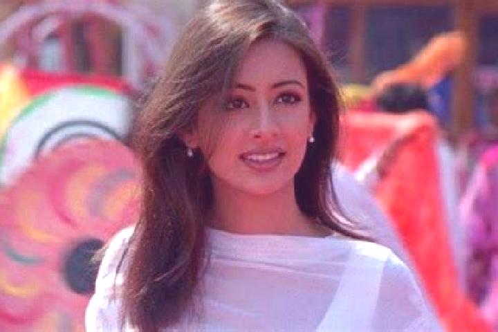Maya, 24 — Escort in Hukeri, India