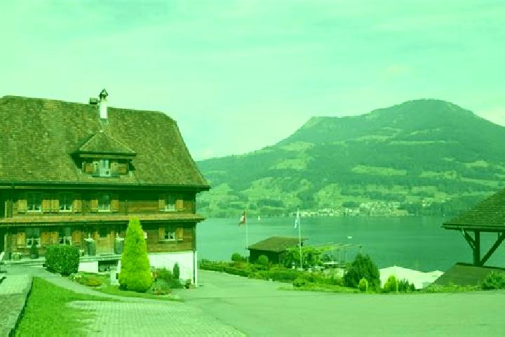 Maya, 24 — Escort in Meggen, Switzerland