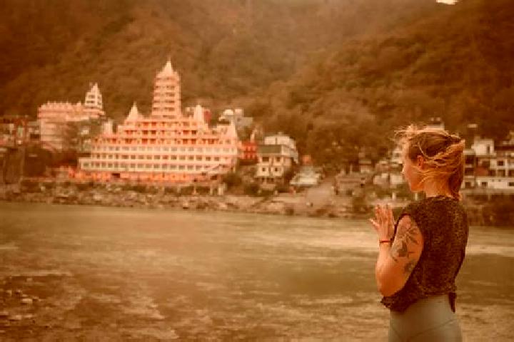 Maya, 24 — Escort in Rishikesh, India