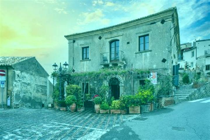 Maya, 24 — Escort in Savoca, Italy