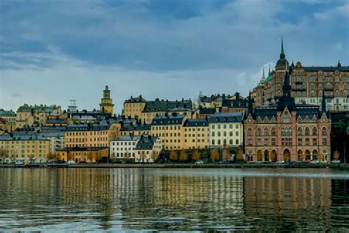 Maya, 24 — Escort in Tenhult, Sweden