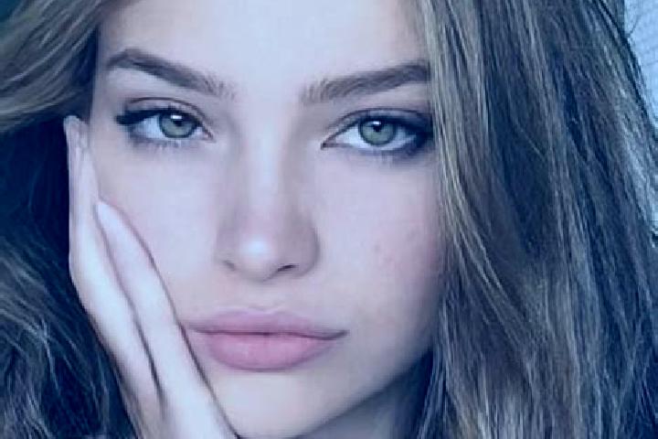 Maya, 25, a blonde hazel-eyed middle eastern companion based in Vicovu de Jos. Offering A-Level, Massage. Available for incall and outcall, overnight booking...