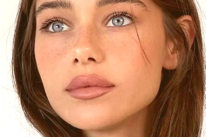 Maya, 25, a brunette amber-eyed indian companion based in Altinuezuem. Offering Couples, OWO, A-Level. Available for incall and outcall, overnight bookings a...