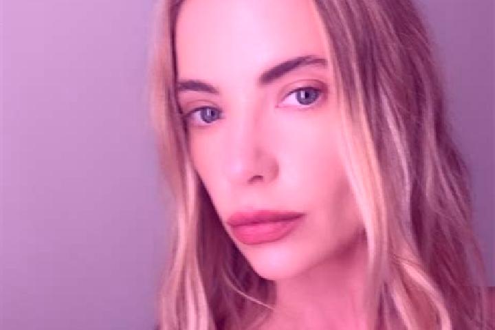 Maya, 25 — Escort in Newnham, Australia