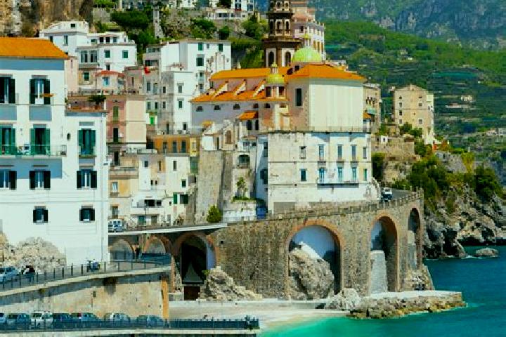 Maya, 25 — Escort in Triginto, Italy
