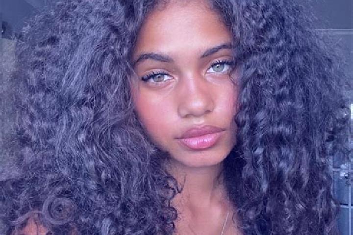 Maya, 26, a black grey-eyed ebony companion based in Mikleus. Offering Fetish, GFE, Girlfriend Experience, Couples. Available for incall and outcall, day and...