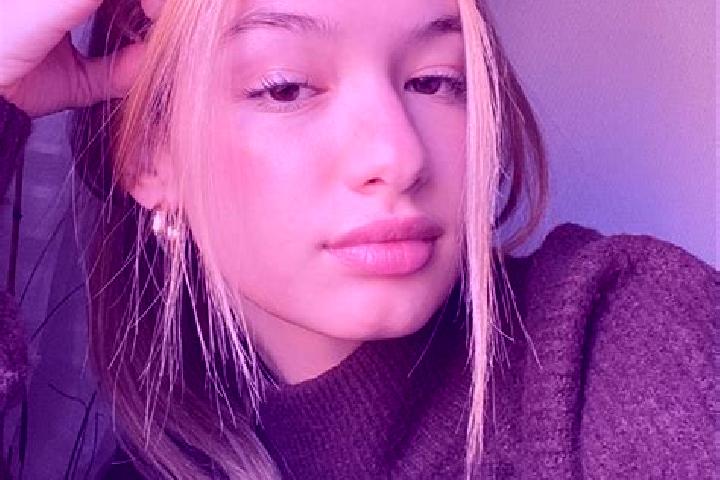 Maya, 26, a blonde brown-eyed asian companion based in Besuki Dua. Offering BDSM, Striptease, Roleplay, OWO. Available for incall and outcall, overnight book...