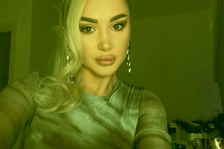 Maya, 26, a blonde dark-eyed mediterranean companion based in Stratford-upon-Avon. Offering Overnight, GFE, Party Girl, Travel Companion. Available for incal...