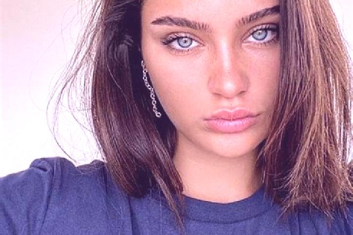 Maya, 26, a brunette dark-eyed caribbean companion based in Mount Stuart. Offering Deep French Kissing, Party Girl, 69, OWO. Available for incall and outcall...