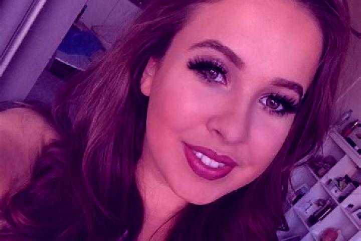 Maya, 26, a red brown-eyed european companion based in Velimirovac. Offering Travel Companion, BDSM, Prostate Massage, A-Level. Available for incall and outc...