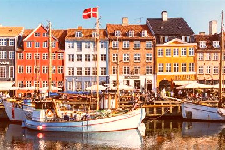 Maya, 26 — Escort in Copenhagen, Denmark