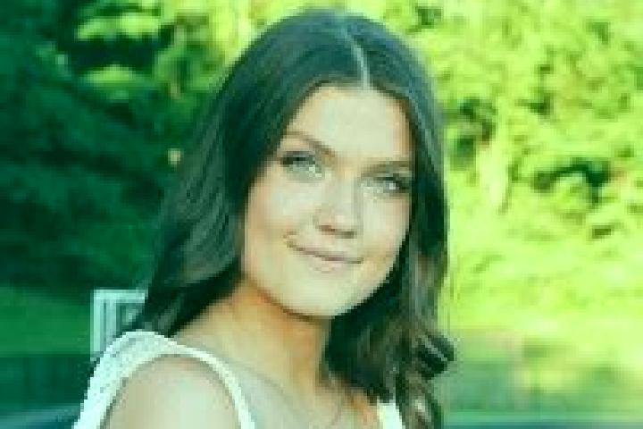 Maya, 26 — Escort in Essex Fells, United States