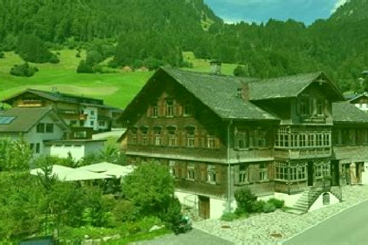 Maya, 26 — Escort in Rehmen, Austria