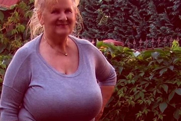 Maya, 26 — Escort in Rosian, Germany