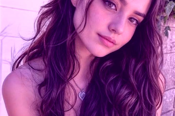 Maya, 27, a auburn amber-eyed middle eastern companion based in Joquicingo. Offering Domination, Striptease, Duos. Available for incall and outcall, day and ...