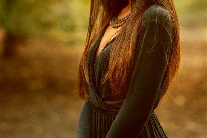 Maya, 27, a auburn dark-eyed latina companion based in New Castle. Offering A-Level, GFE, Duos. Available for incall and outcall, day and evening dates.