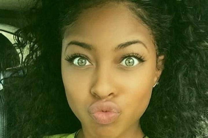 Maya, 27, a black green-eyed ebony companion based in Acaiaca. Offering OWO, Massage, BDSM, Dinner Date, Couples. Available for incall and outcall, overnight...