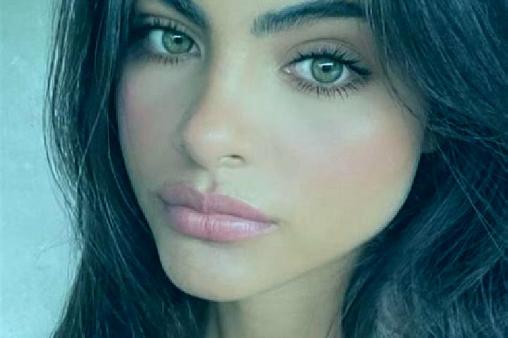 Maya, 27, a black hazel-eyed european companion based in Hallsburg. Offering Couples, Travel Companion, BDSM. Available for incall and outcall, overnight boo...