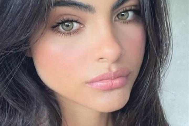 Maya, 27, a black hazel-eyed mediterranean companion based in Coarsegold. Offering Couples, Duos, Roleplay. Available for incall and outcall, day and evening...