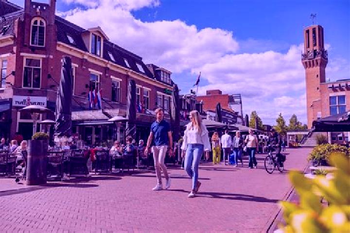 Maya, 27 — Escort in Almelo, Netherlands