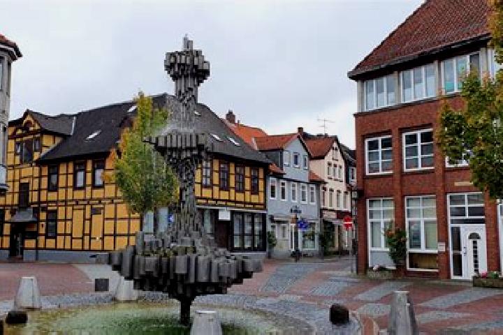 Maya, 27 — Escort in Barnstedt, Germany