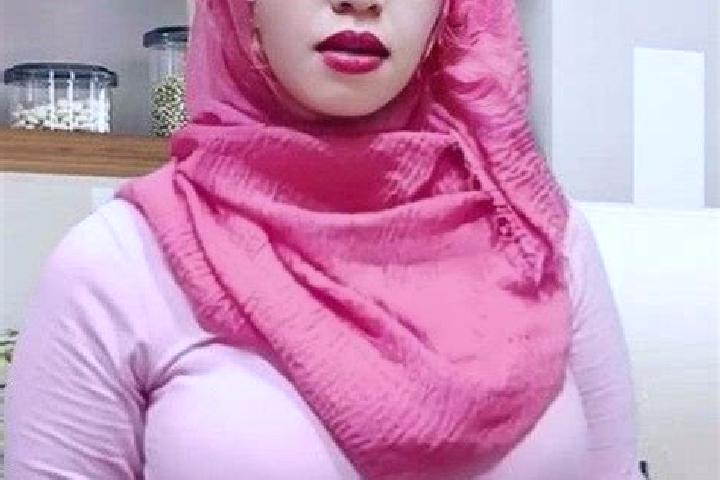 Maya, 27 — Escort in Op, Indonesia