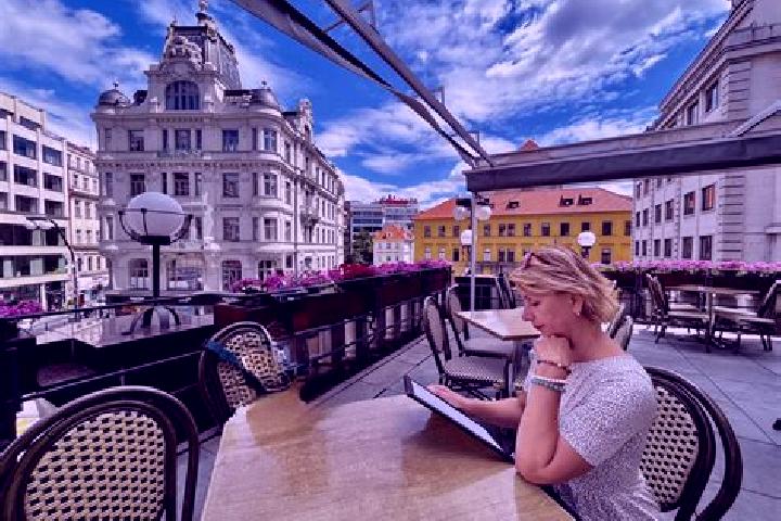 Maya, 27 — Escort in Strekov, Slovakia