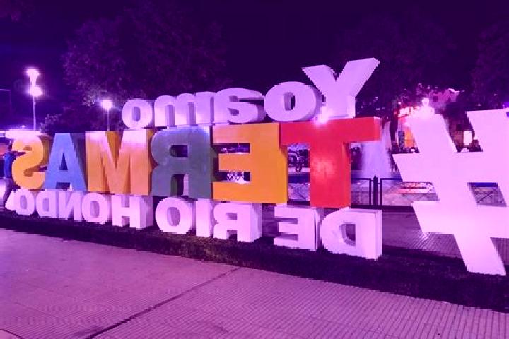 Maya, 27 — Escort in Termas de Rio Hondo, Argentina