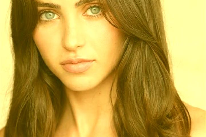 Maya, 28, a auburn brown-eyed caribbean companion based in Norager. Offering Tantra, Deep French Kissing, Overnight, Party Girl. Available for incall and out...