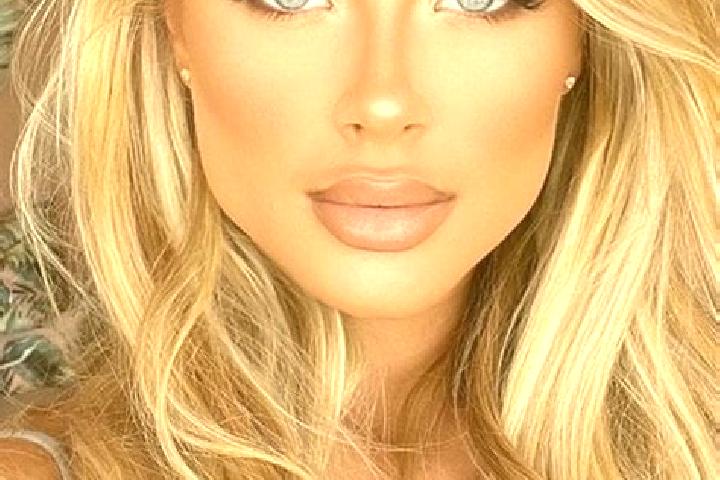 Maya, 28, a blonde hazel-eyed latina companion based in Pelasgia. Offering Travel Companion, Couples, Fetish. Available for incall and outcall, overnight boo...