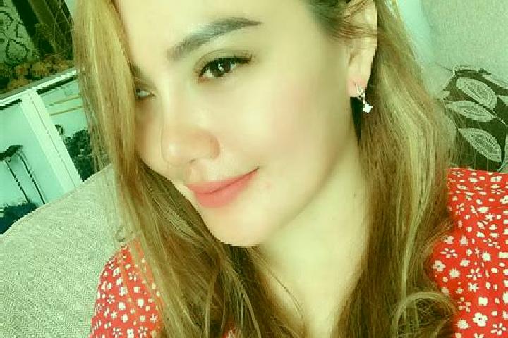 Maya, 28 — Escort in Banjar Gede, Indonesia