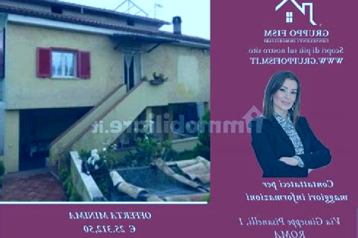 Maya, 28 — Escort in Case Cibba-Sciascia-Crocifisso-Tondarella-Virano, Italy
