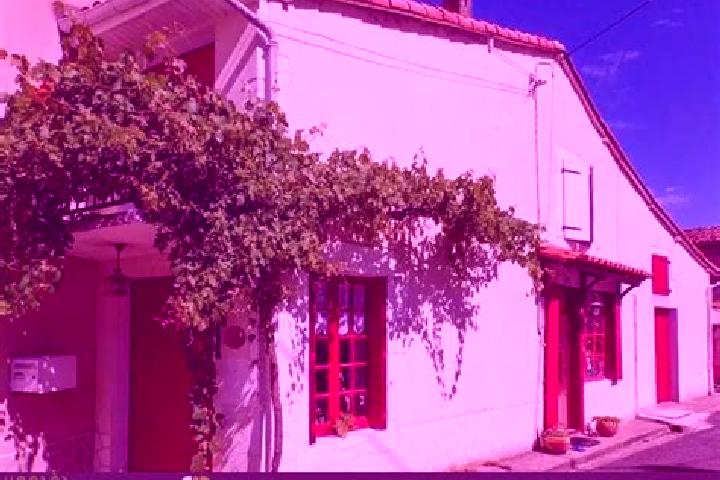 Maya, 28 — Escort in Civray, France