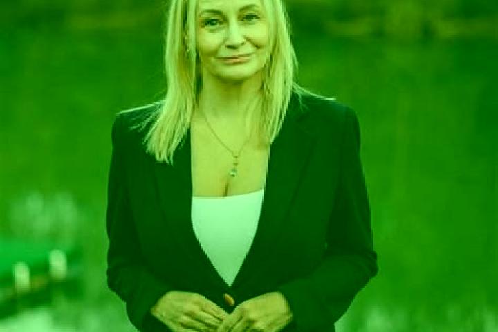 Maya, 28 — Escort in Rivesville, United States
