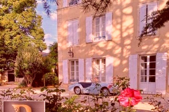 Maya, 28 — Escort in Saivres, France