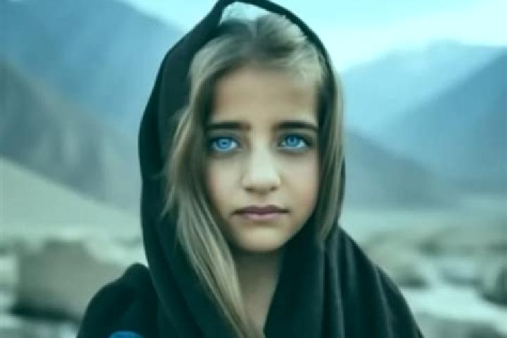 Maya, 29, a auburn grey-eyed middle eastern companion based in Elenzue. Offering Overnight, 69, Travel Companion. Available for incall and outcall, overnight...