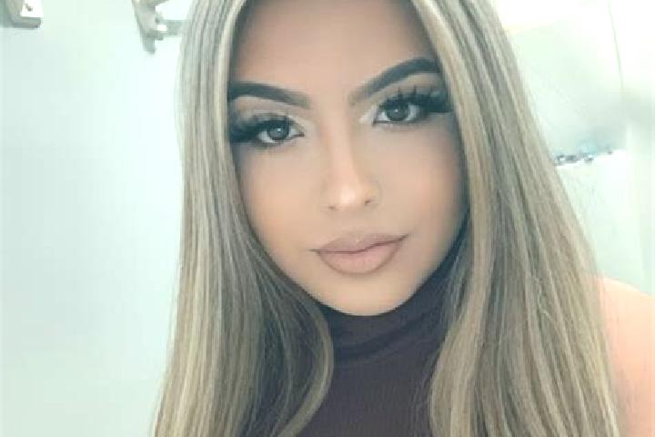 Maya, 29, a blonde amber-eyed latina companion based in Cumra. Offering Tantra, CIM, 69, OWO. Available for incall and outcall, day and evening dates.