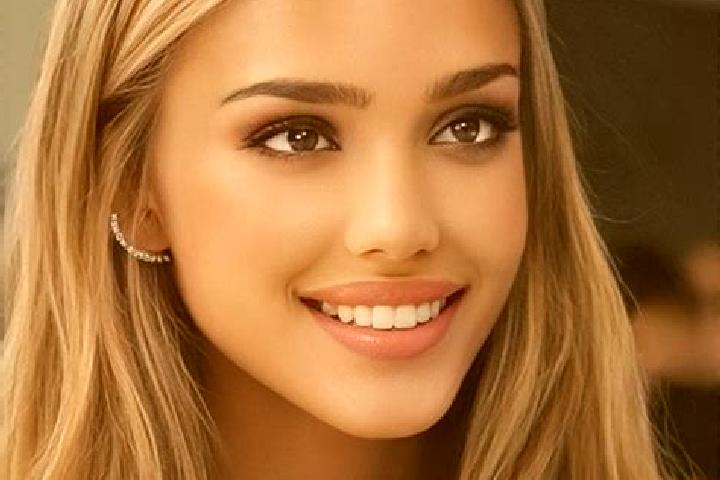 Maya, 29, a blonde brown-eyed middle eastern companion based in San Esteban. Offering CIM, Tantra, GFE. Available for incall and outcall, day and evening dates.