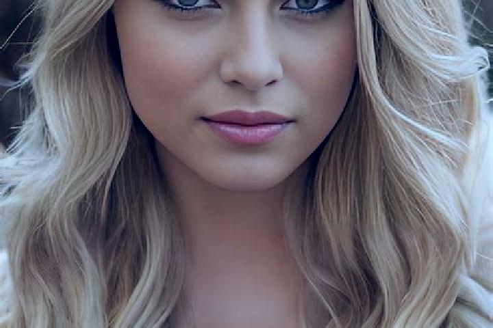 Maya, 29, a dark blonde dark-eyed latina companion based in Matapozuelos. Offering Deep French Kissing, A-Level, Erotic Massage, OWO, Dinner Date. Available ...