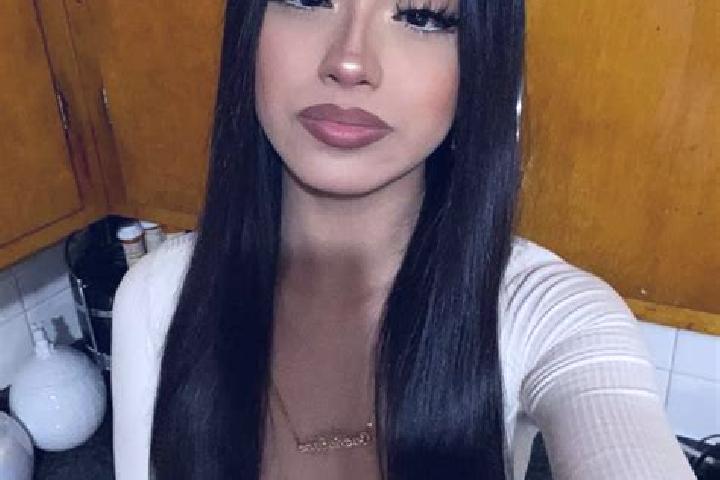 Maya, 29, a red dark-eyed latina companion based in Westende. Offering Prostate Massage, Striptease, Travel Companion, A-Level, Domination. Available for inc...