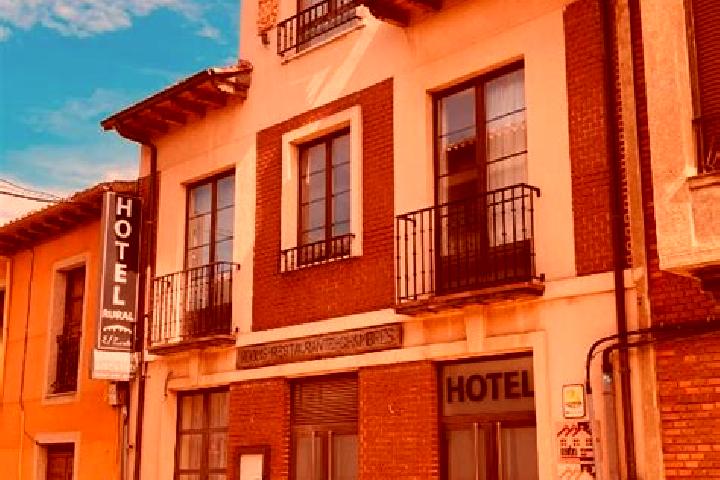 Maya, 29 — Escort in Mansilla Mayor, Spain