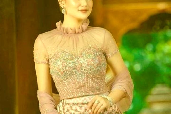 Maya, 29 — Escort in Myo Thit Ka, Myanmar